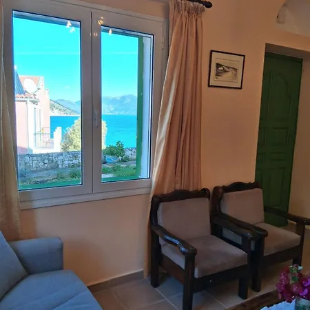 Makris House-giasemi Апартаменты