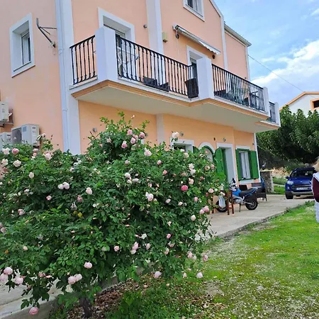 Makris House-giasemi アパート *