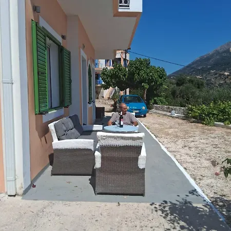 Makris House-giasemi