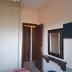 Makris House-giasemi *